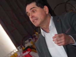 Musikalischer Nachmittag mit dem Verein Kinderlichtblick Mit Musik zur Menschlichkeit